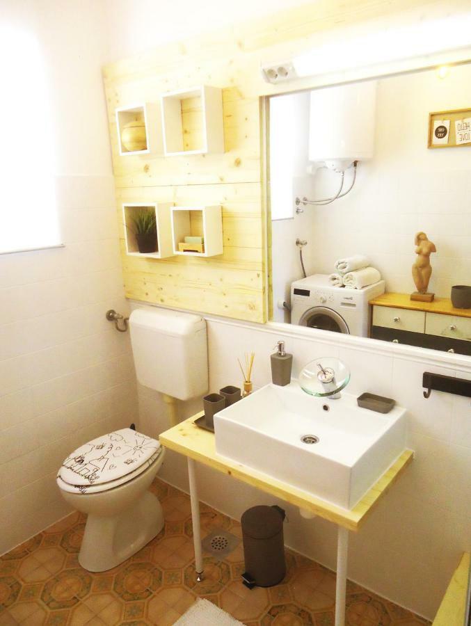 Apartman For 4 - Lovreta Макарска Экстерьер фото